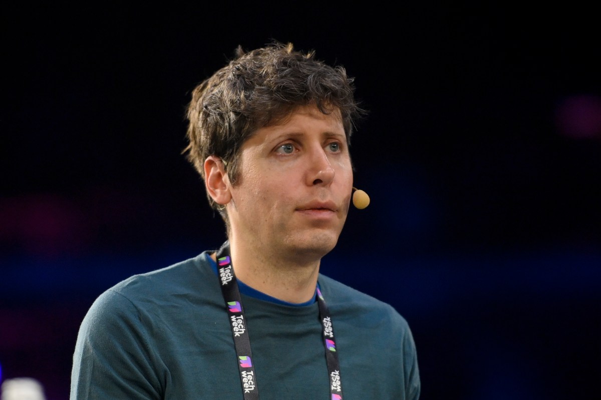 Sam Altman’ın Worldcoin’i Dünya oluyor ve insanlığınızı kanıtlamak için yeni iris taramalı ‘Orb’u gösteriyor