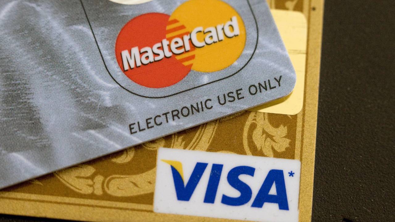 Competition Board investigates Mastercard and Visa