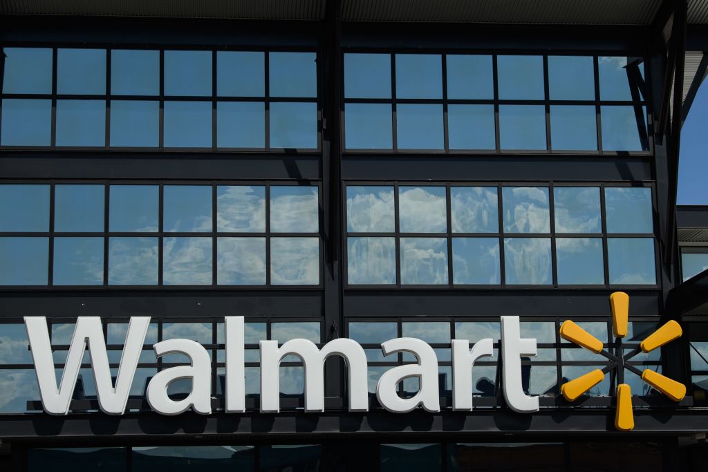 Walmart, reklam işini büyütmeye yardımcı olmak için 2,3 milyar dolarlık Vizio’yu satın almayı tamamladı