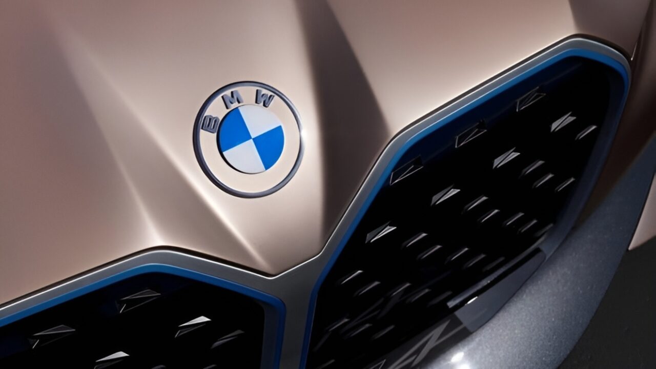 Sad news from BMW: 1,300 horsepower car has been canceled!