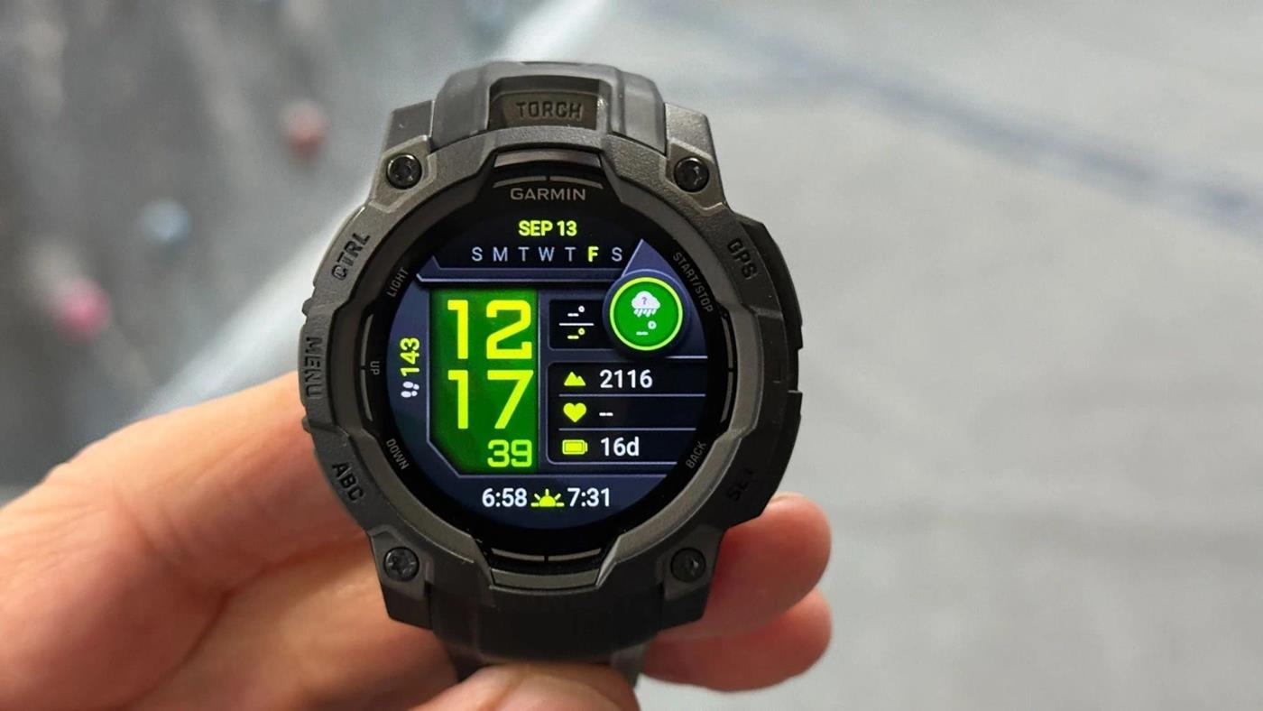 Garmin "forever" introduced the Instinct 3 smart watch with battery life