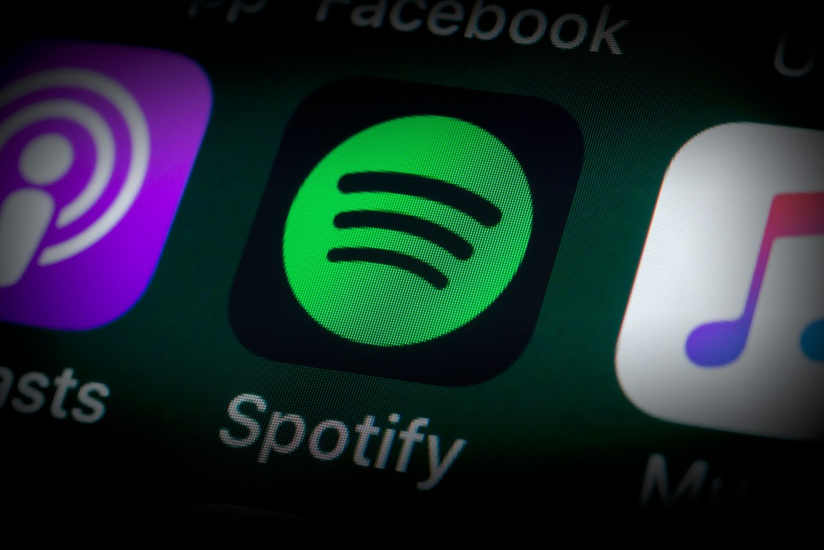 Spotify’ın podcast sunucularına yönelik ortaklık programı artık mevcut